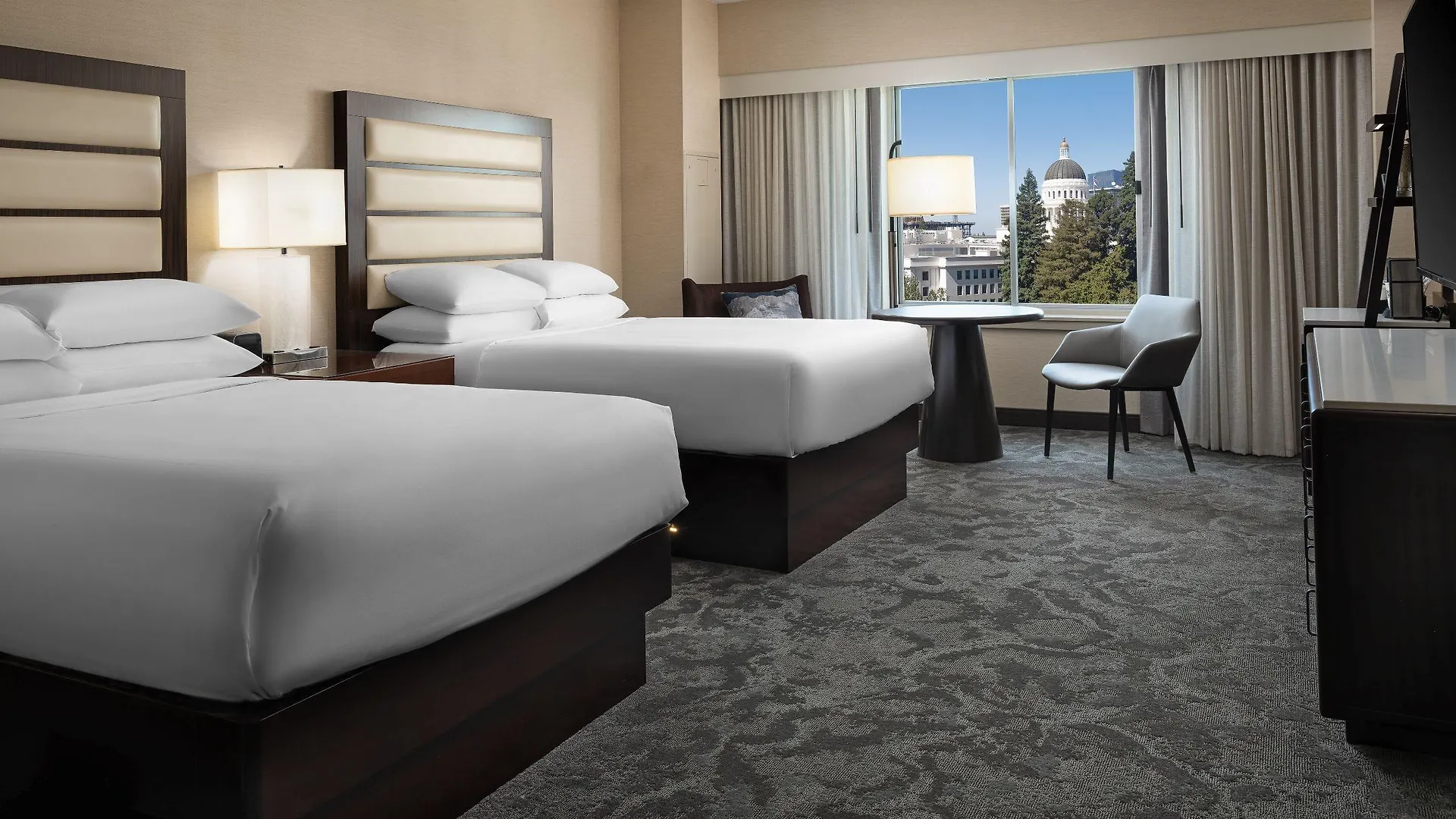 Отель Hyatt Regency Сакраменто