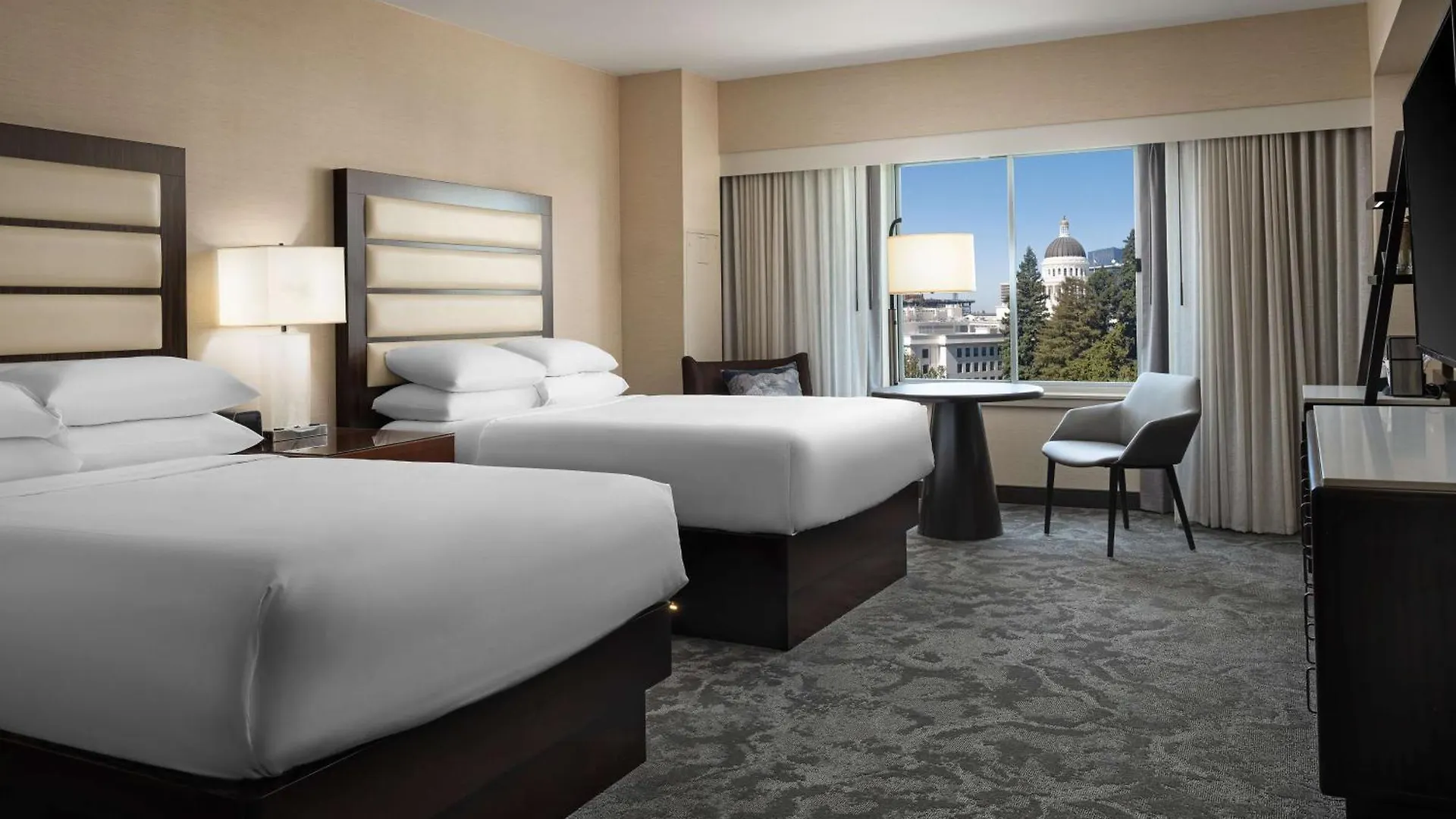 Отель Hyatt Regency Сакраменто